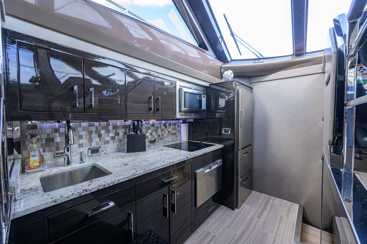 2016 Marquis 660 Sport Yacht "ANDIAMO" photo 6