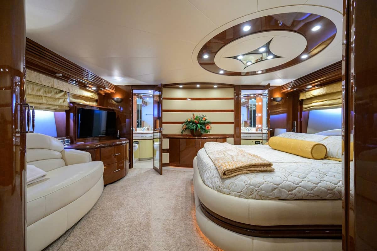 2005 Marquis 65 Motor Yacht "Vol Aboard" photo 18