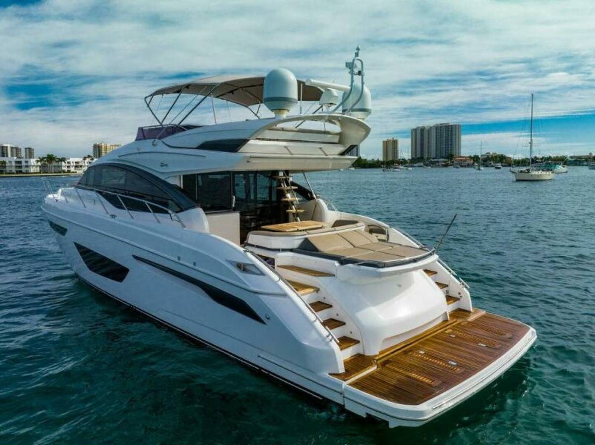2016 Princess S65 photo 44