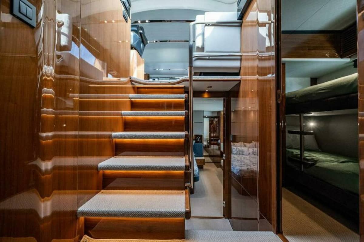2016 Princess S65 photo 10