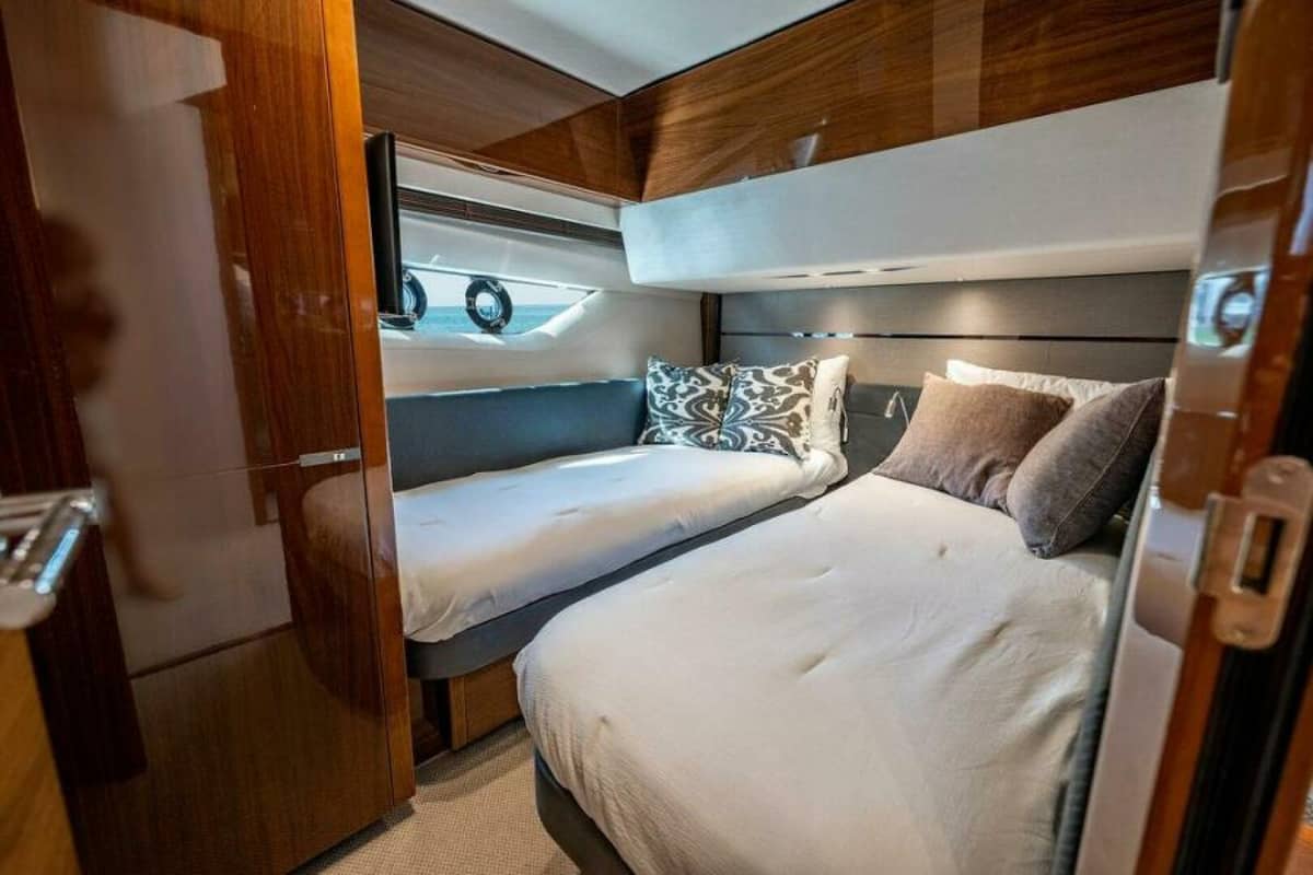 2016 Princess S65 photo 14