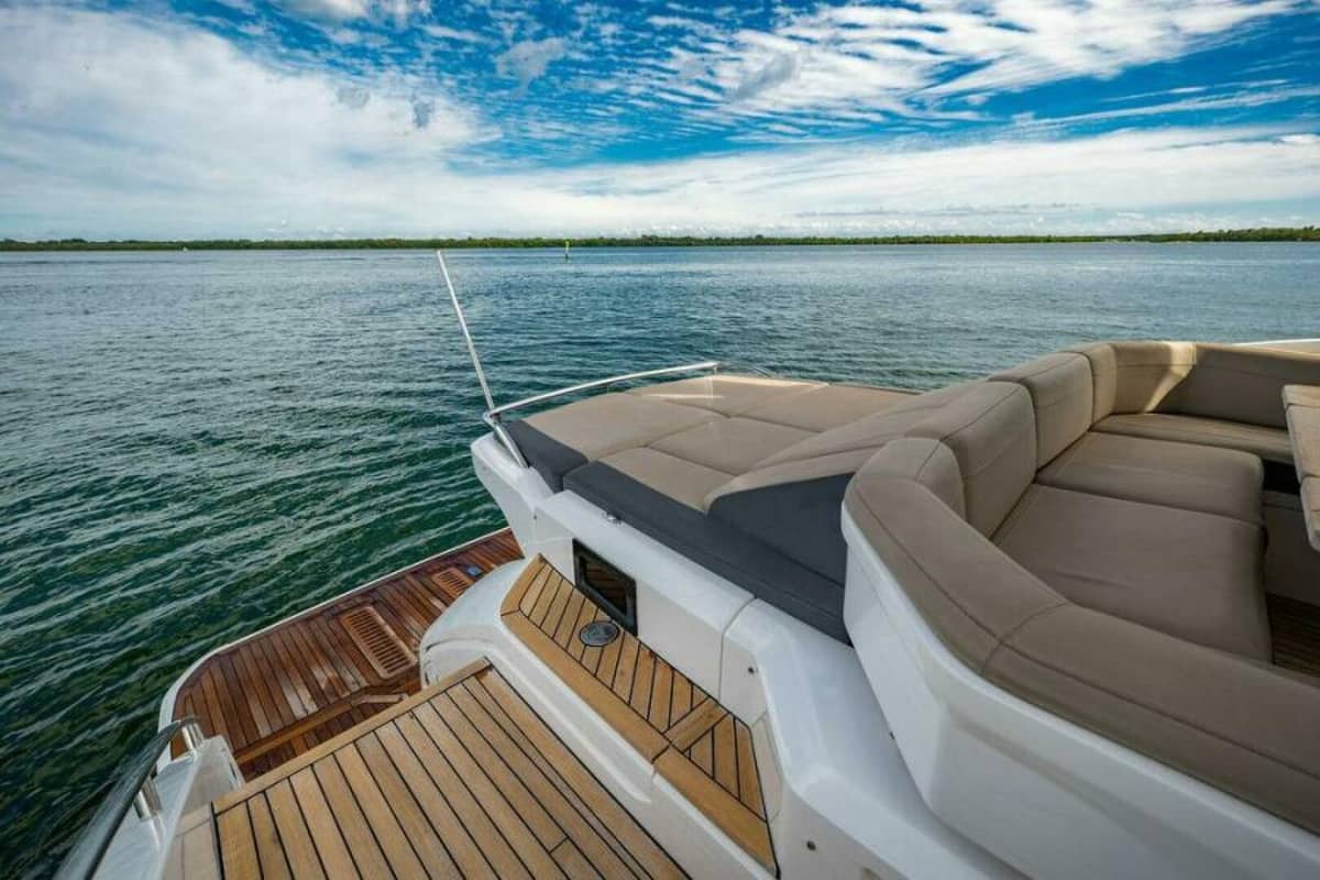 2016 Princess S65 photo 24