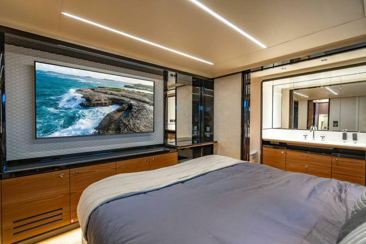 2023 Absolute 64 Navetta "KINGSHIP" photo 34