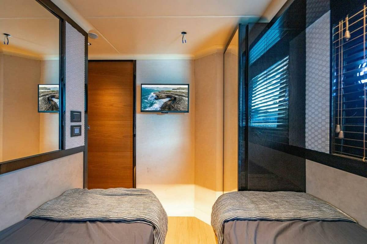2023 Absolute 64 Navetta "KINGSHIP" photo 39