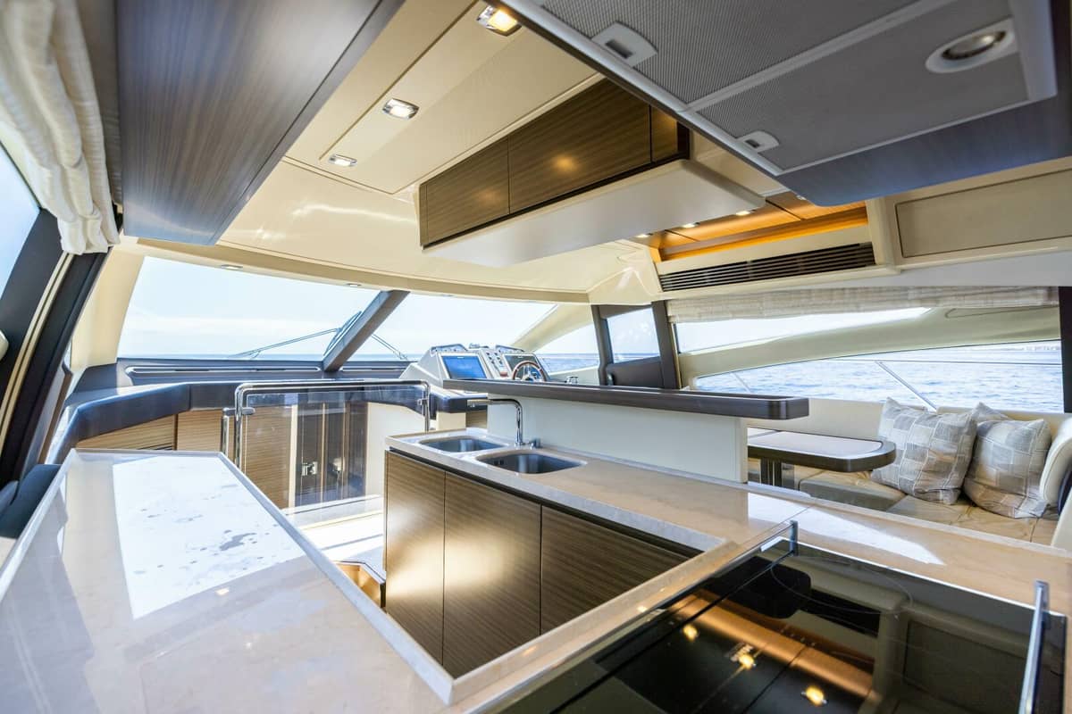 2015 Azimut 64 Flybridge "A/Sea" photo 8