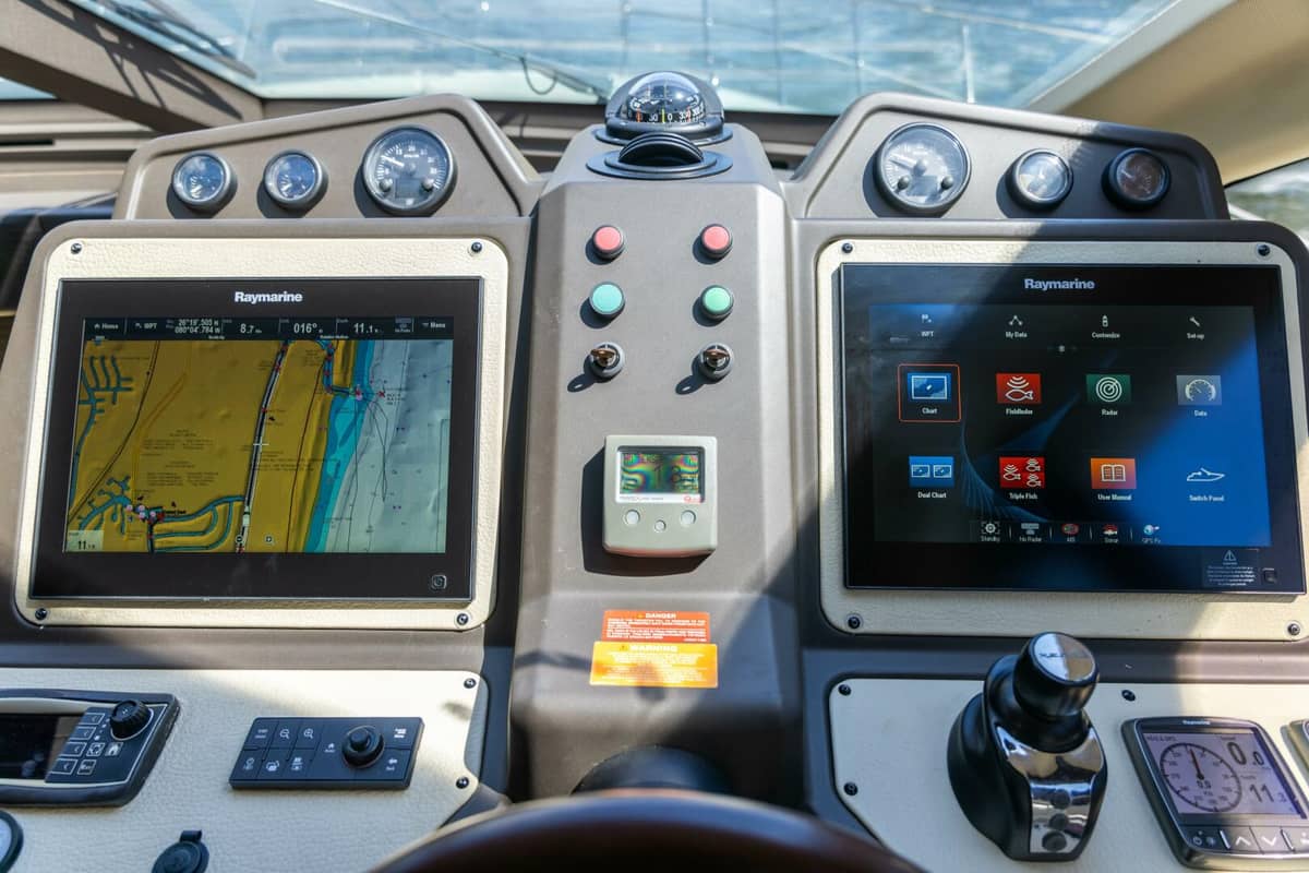2015 Azimut 64 Flybridge "A/Sea" photo 12