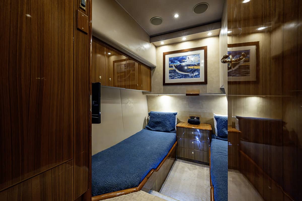 2007 Viking 64 Convertible "BIG BLUE" photo 81