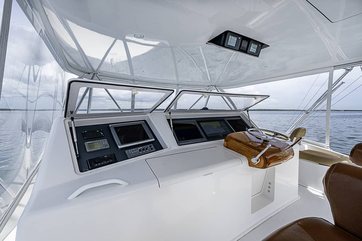 2007 Viking 64 Convertible "BIG BLUE" photo 31