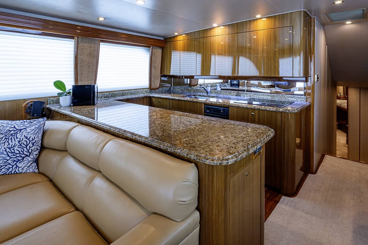 2007 Viking 64 Convertible "BIG BLUE" photo 55