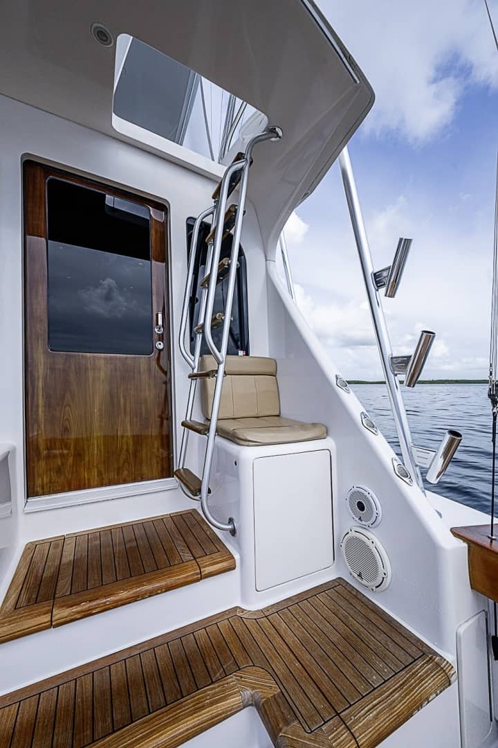 2007 Viking 64 Convertible "BIG BLUE" photo 15