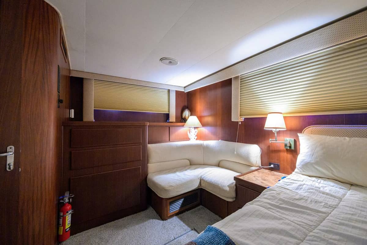 1987 Hatteras 63 Motor Yacht "Phantom" photo 28