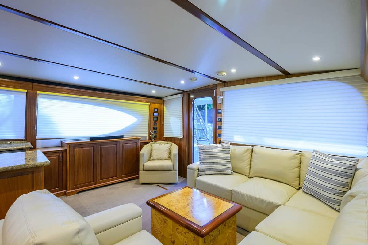2013 Hatteras GT63 "Reelin N Dealin" photo 3