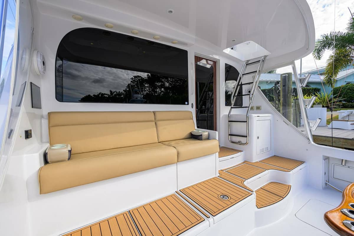 2013 Hatteras GT63 "Reelin N Dealin" photo 38