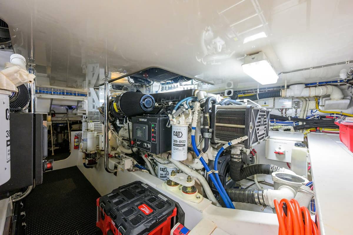 2013 Hatteras GT63 "Reelin N Dealin" photo 46