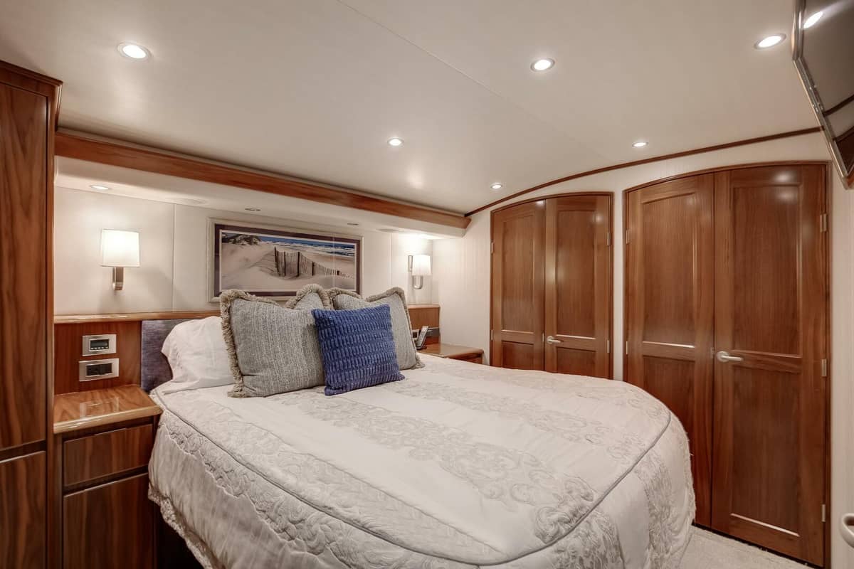 2019 Viking 62 Convertible "On the Edge III" photo 8