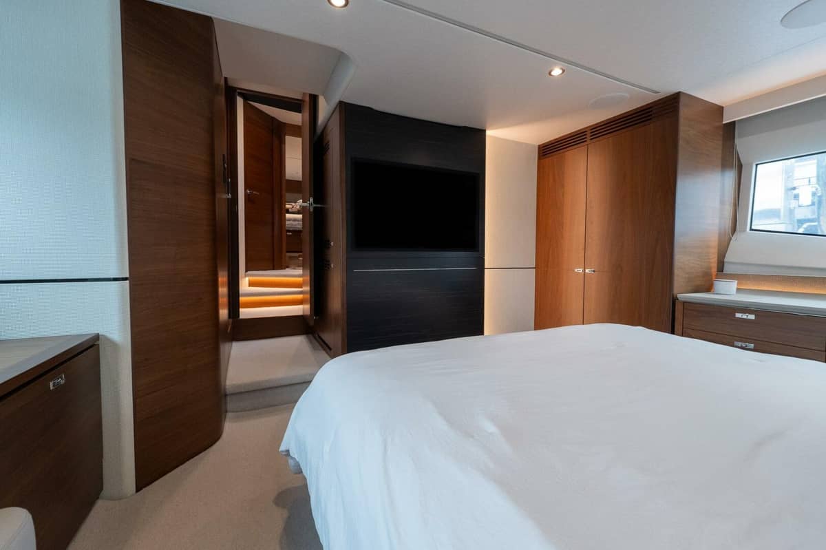 2021 Princess S62 "Regent" photo 66