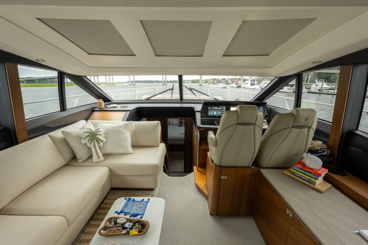 2021 Princess S62 "Regent" photo 47