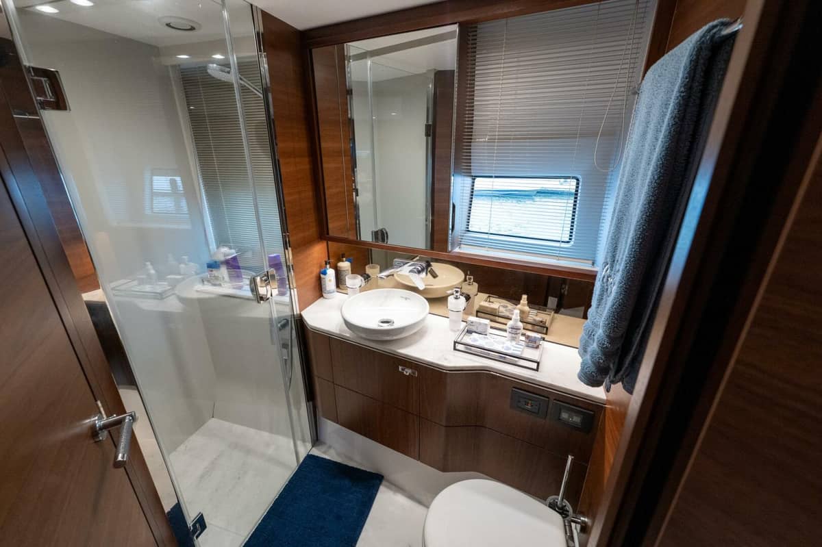 2021 Princess S62 "Regent" photo 63