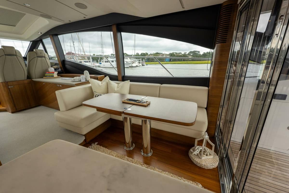 2021 Princess S62 "Regent" photo 46