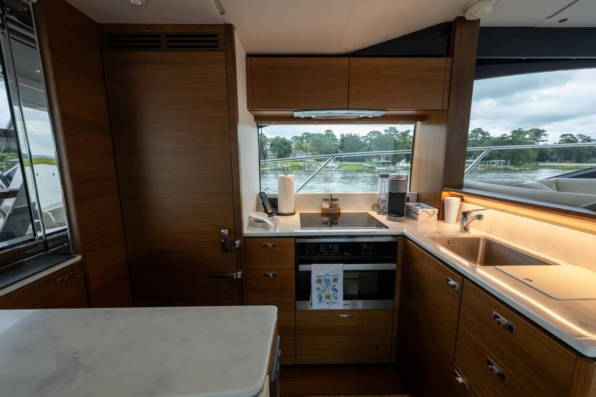 2021 Princess S62 "Regent" photo 41