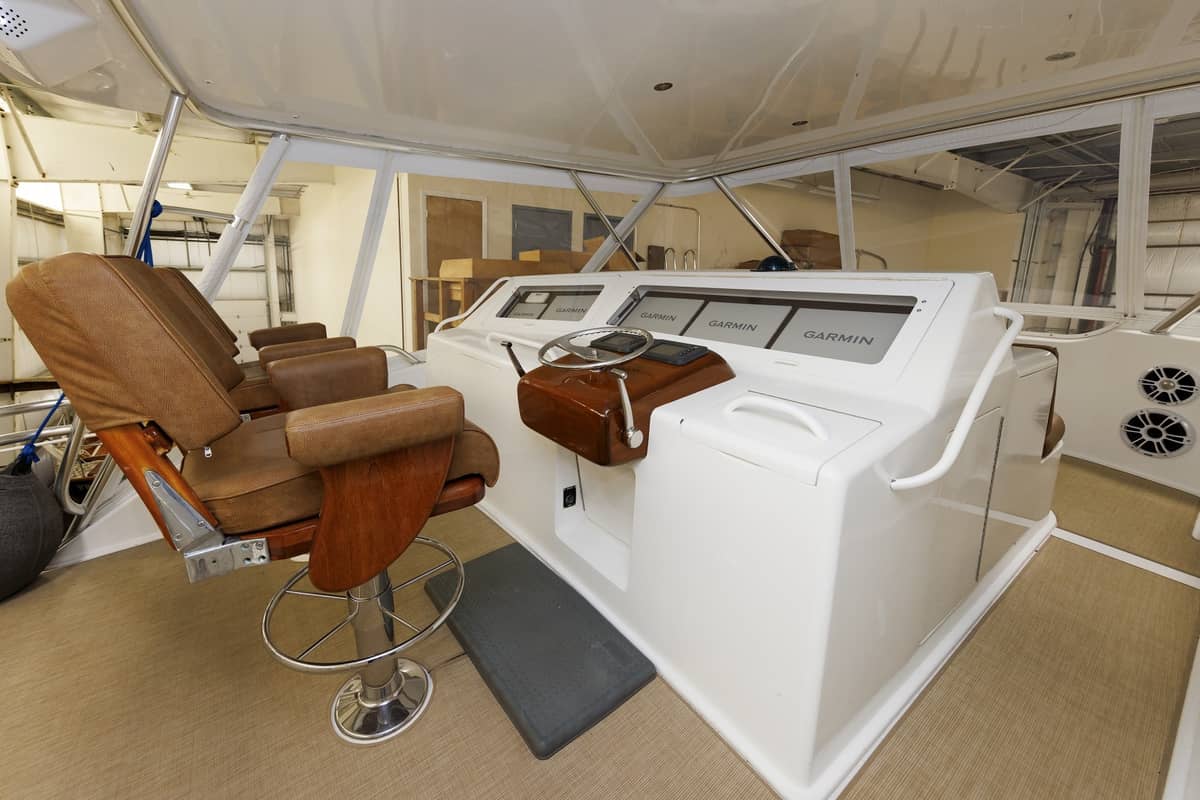 2005 Viking 61 Convertible "YOLO" photo 18