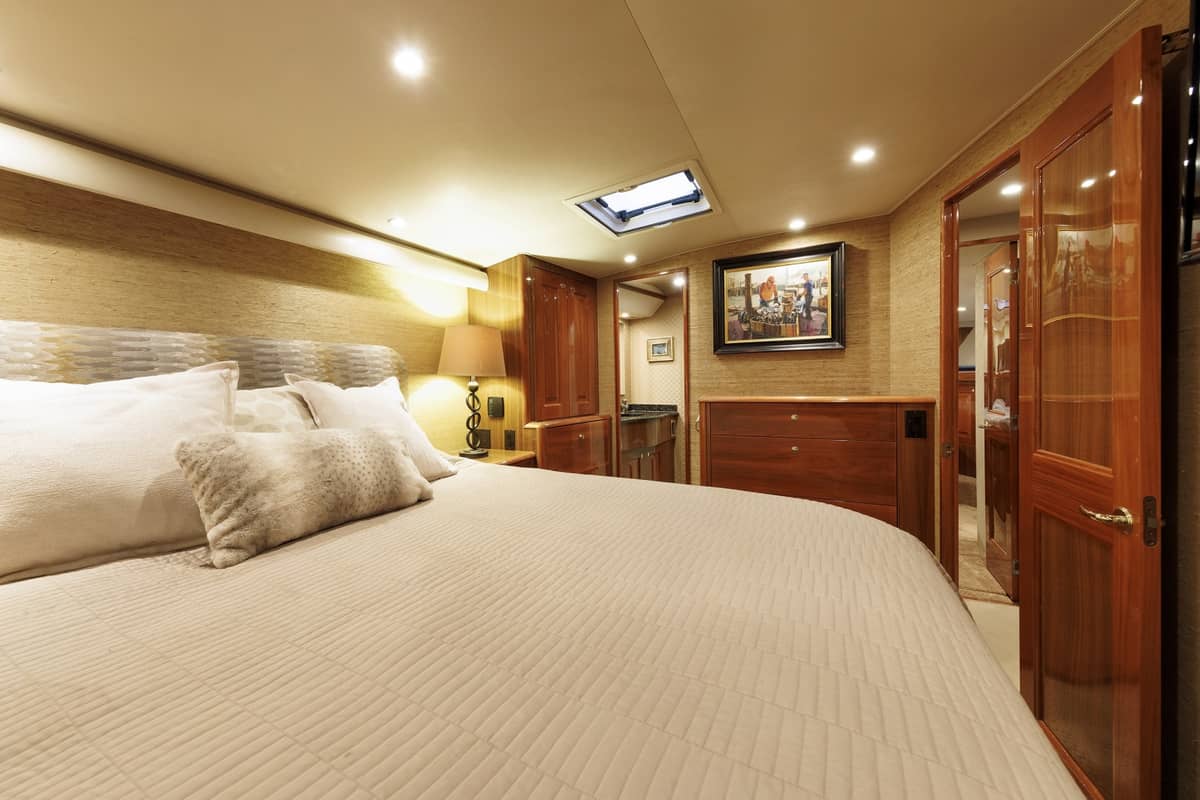 2005 Viking 61 Convertible "YOLO" photo 8