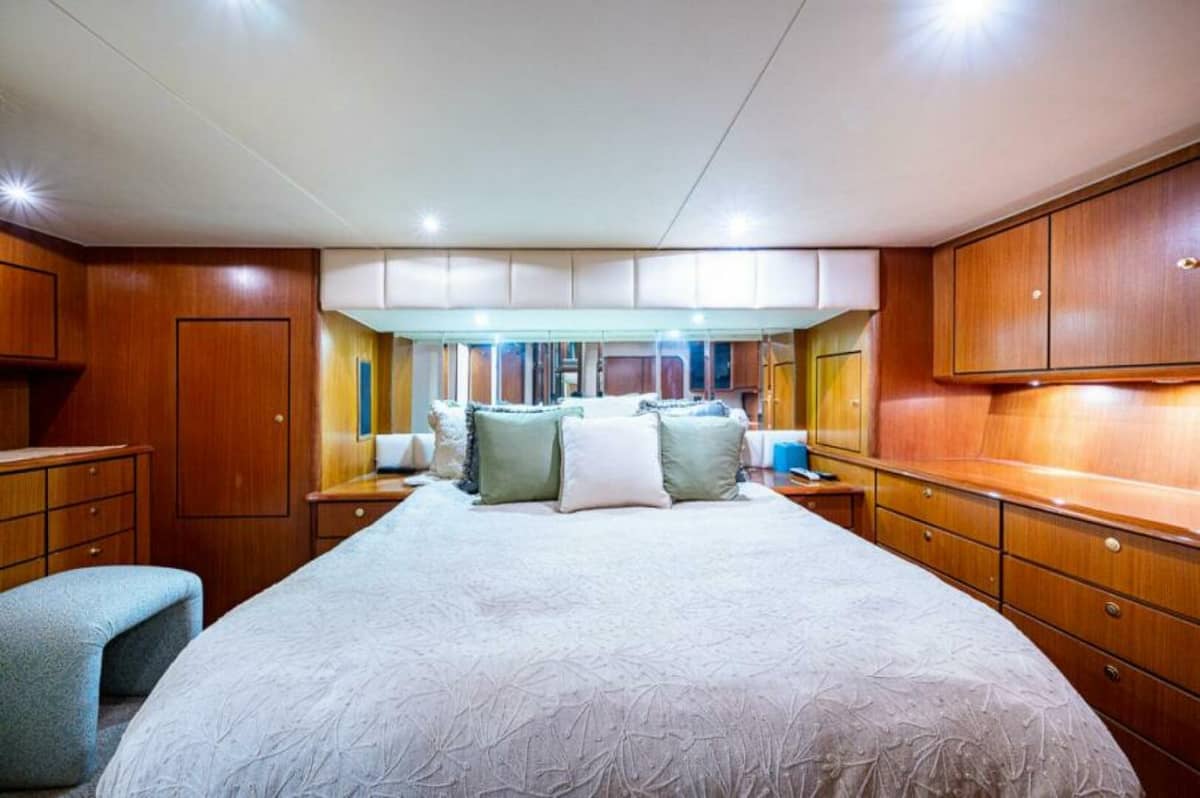 1999 Ocean Yachts 60 Convertible "ALE & RYE" photo 44