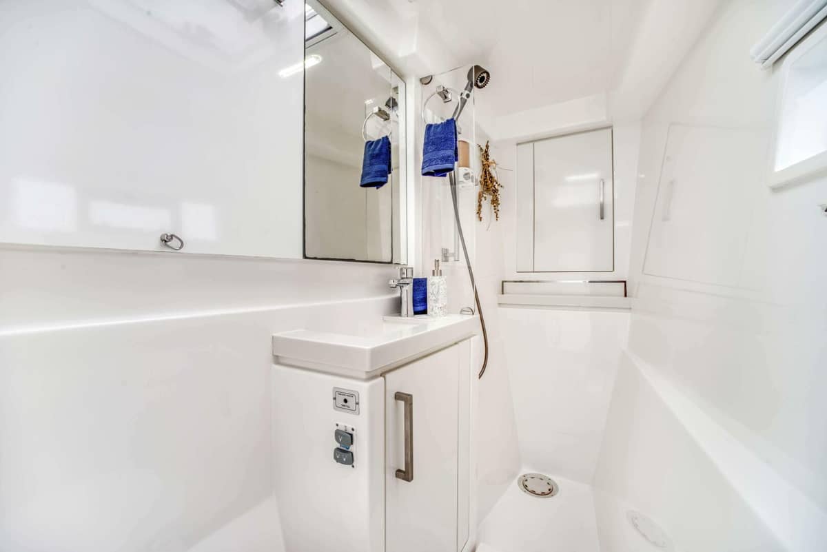 2016 Leopard 58 Catamaran "DEEP BLUE" photo 28
