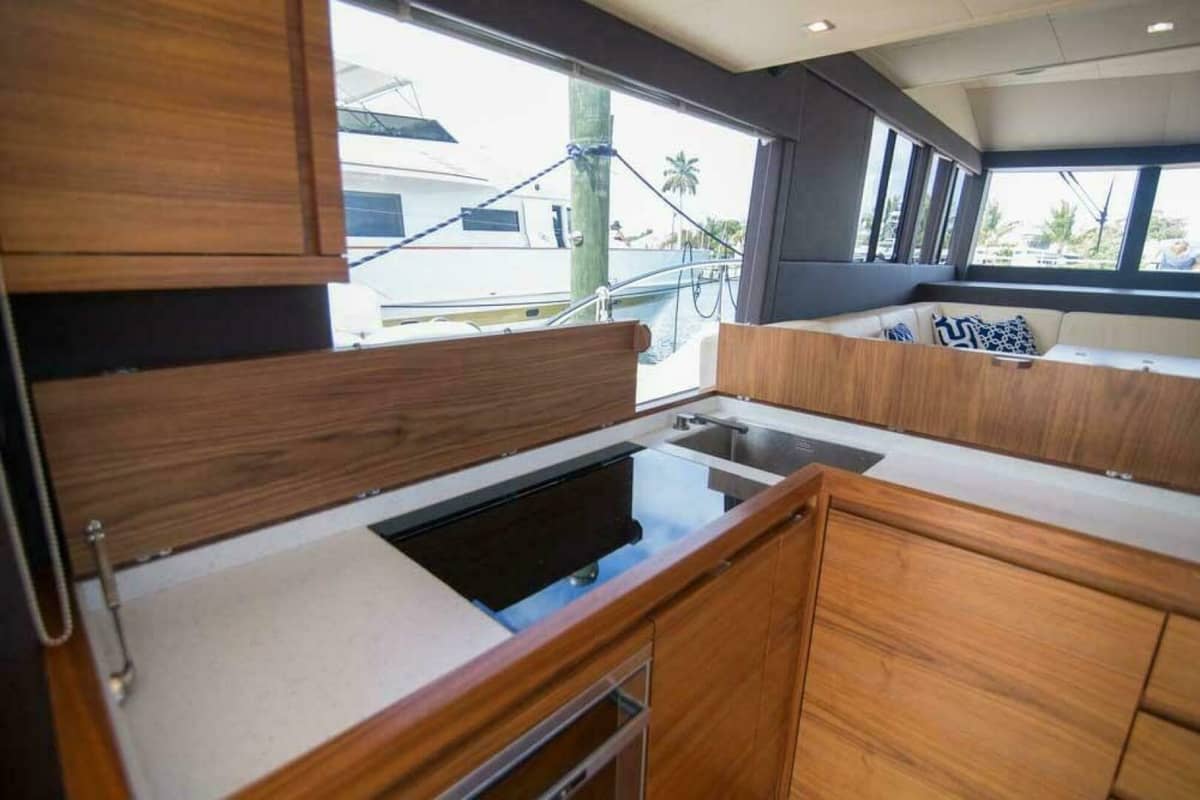 2019 Sundeck Yachts 580 Sport "BRIGANTE" photo 11