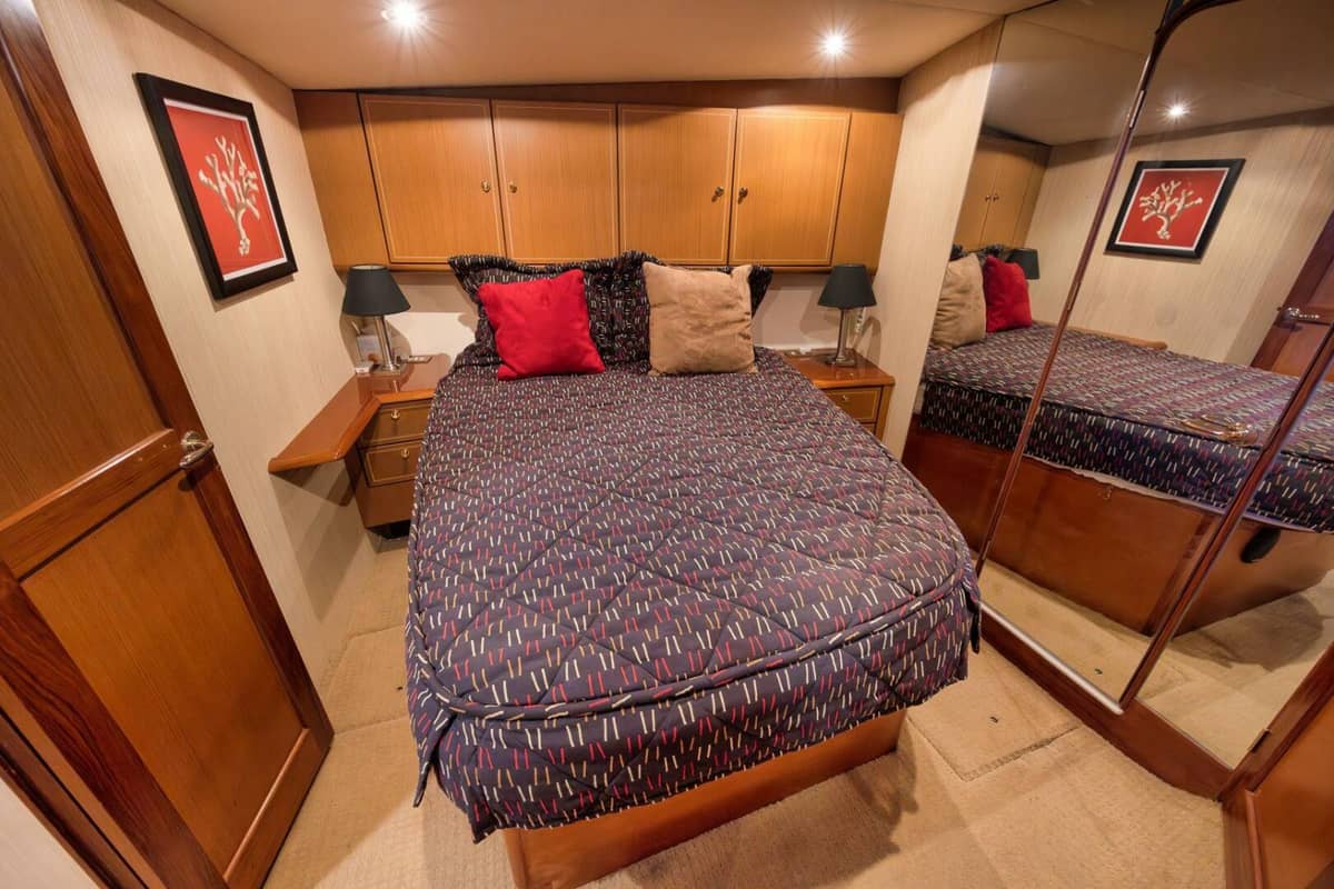 2004 Ocean Yachts 57 Enclosed Bridge Convertible "Positive Attitude" photo 13