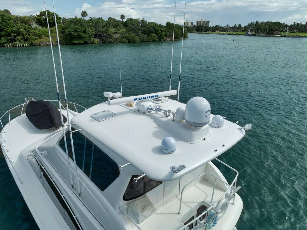2004 Ocean Yachts 57 Enclosed Bridge Convertible "Positive Attitude" photo 39