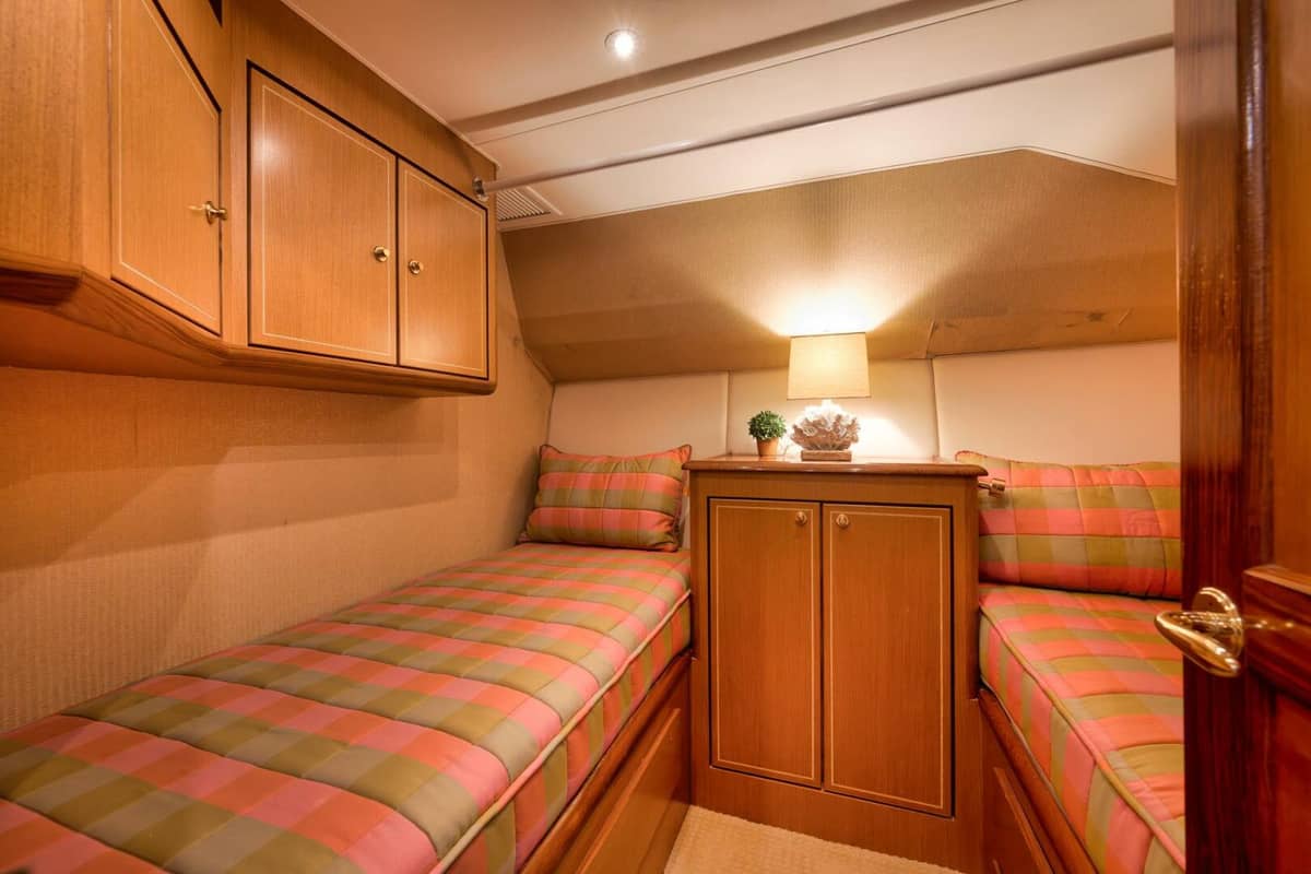 2004 Ocean Yachts 57 Enclosed Bridge Convertible "Positive Attitude" photo 16