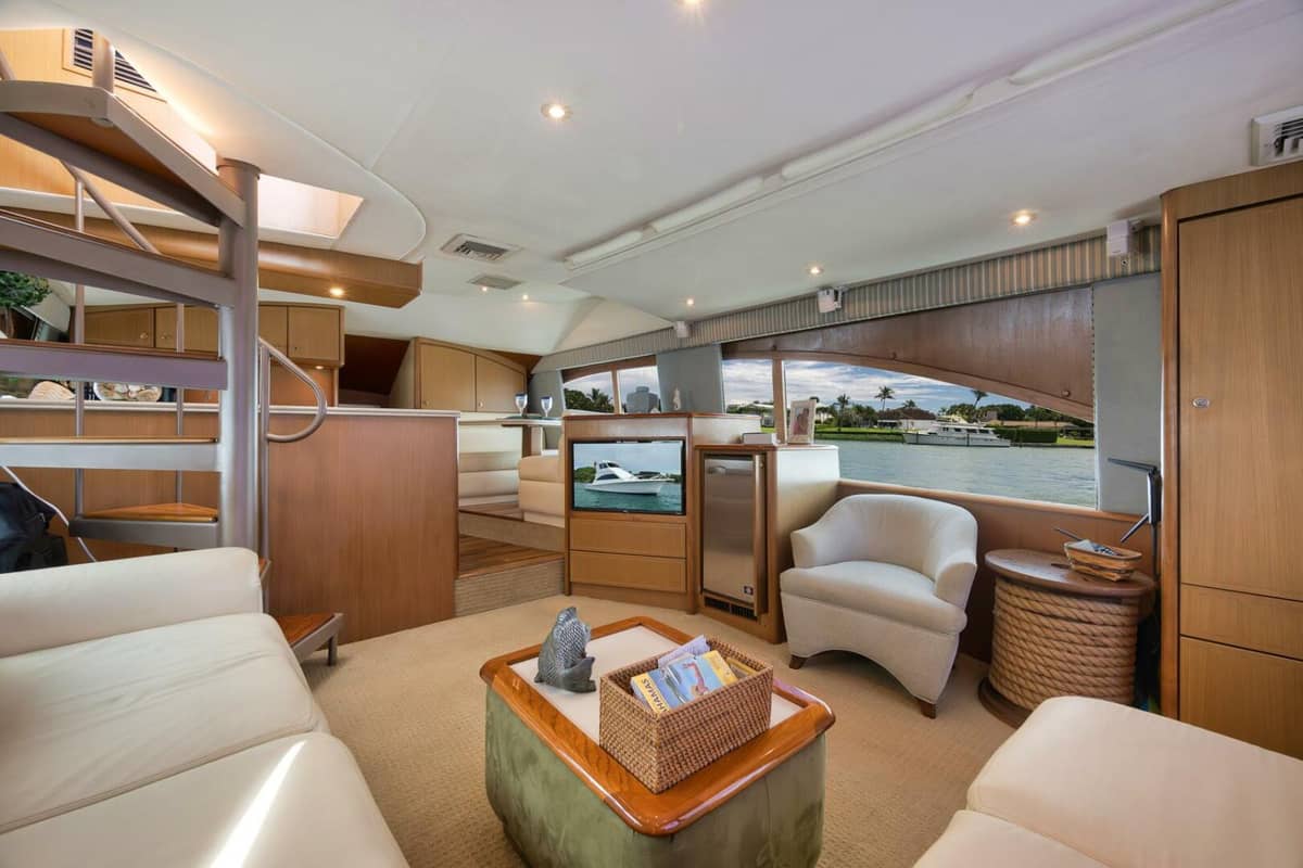2004 Ocean Yachts 57 Enclosed Bridge Convertible "Positive Attitude" photo 2