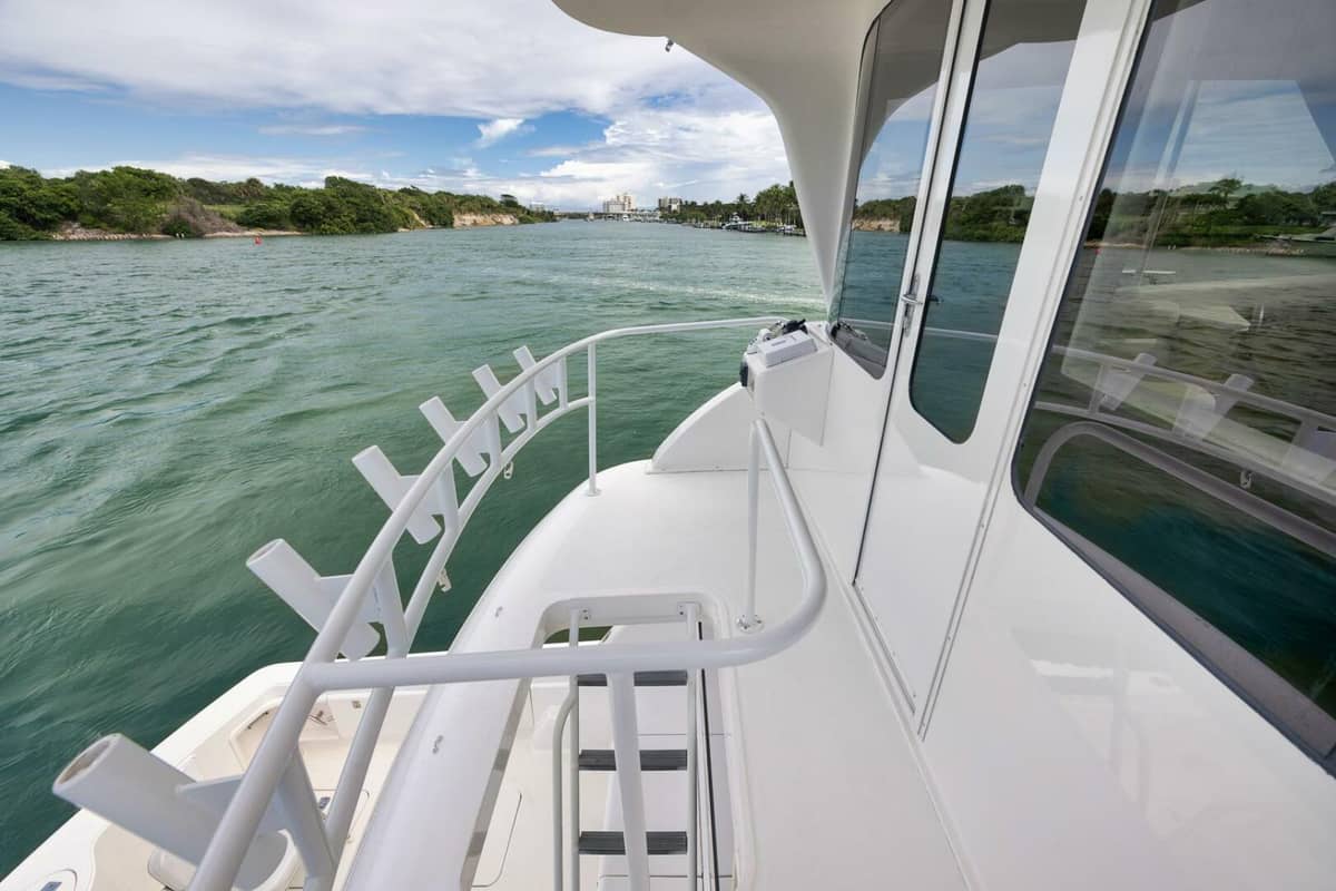2004 Ocean Yachts 57 Enclosed Bridge Convertible "Positive Attitude" photo 24