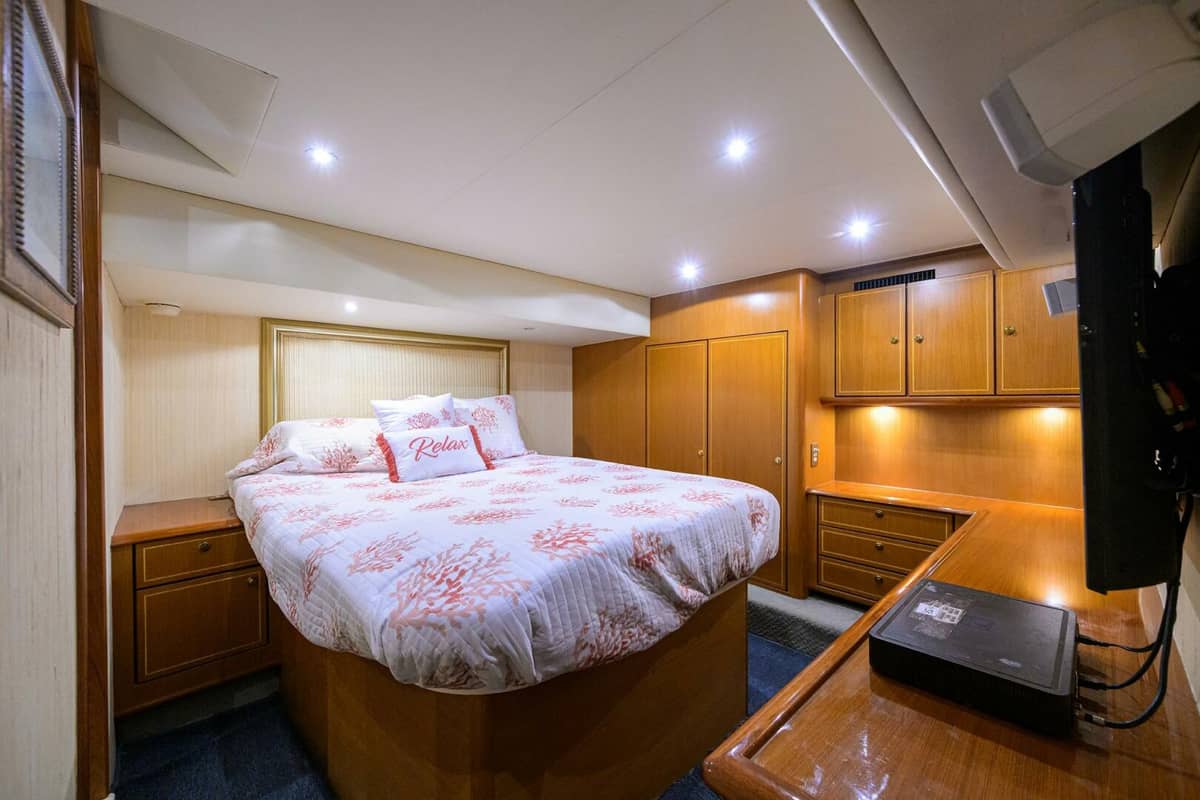2006 Ocean Yachts 57 Super Sport "HOOK EM DANO" photo 6