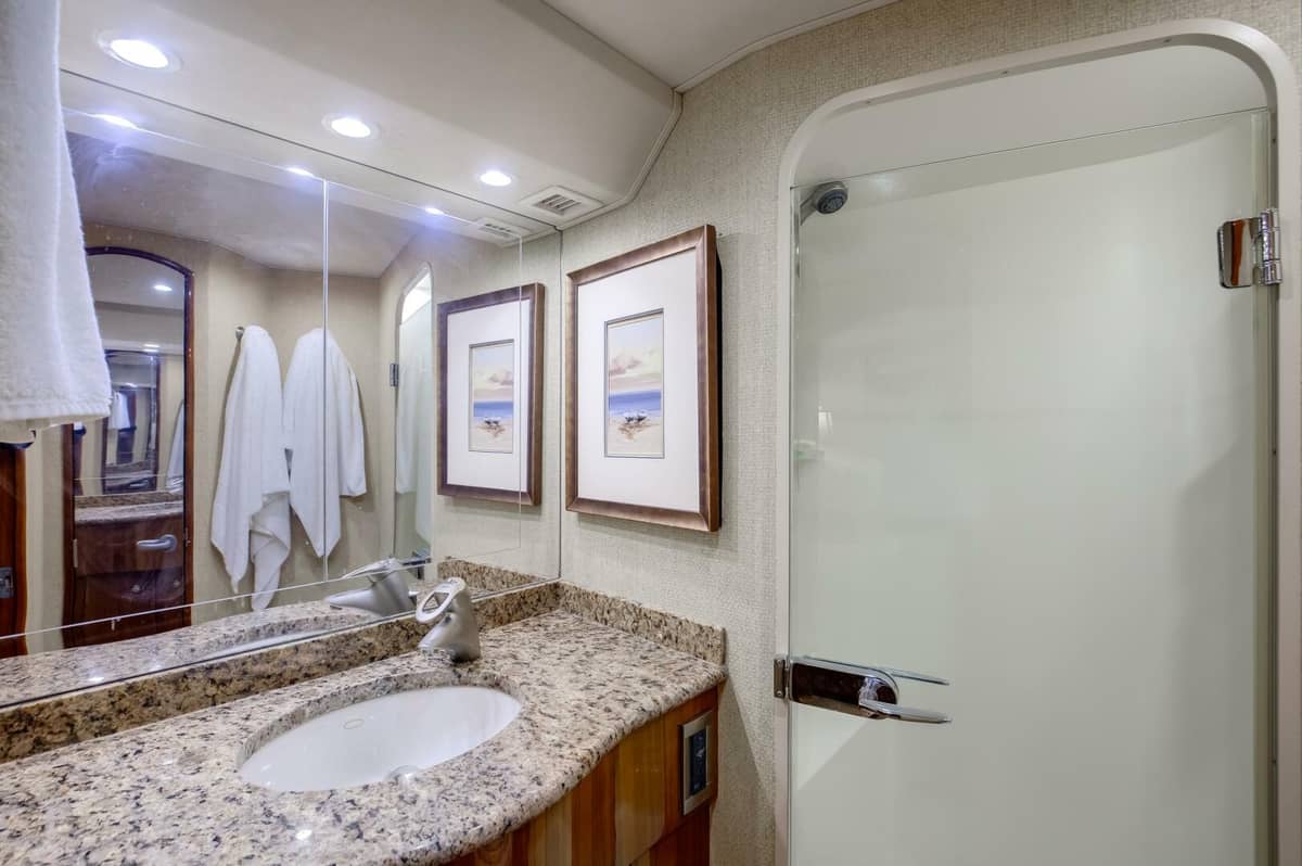 2007 Viking 56 Convertible "GIANNA MARIE" photo 8