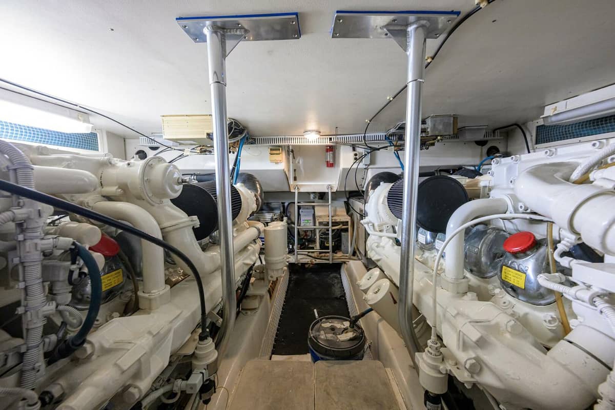2001 Ocean Yachts 56 Super Sport "MEMBERS ONLY" photo 92