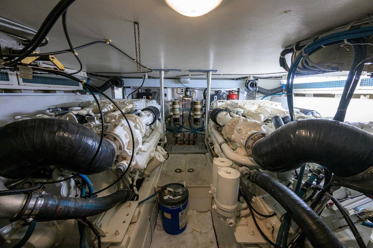 2001 Ocean Yachts 56 Super Sport "MEMBERS ONLY" photo 85