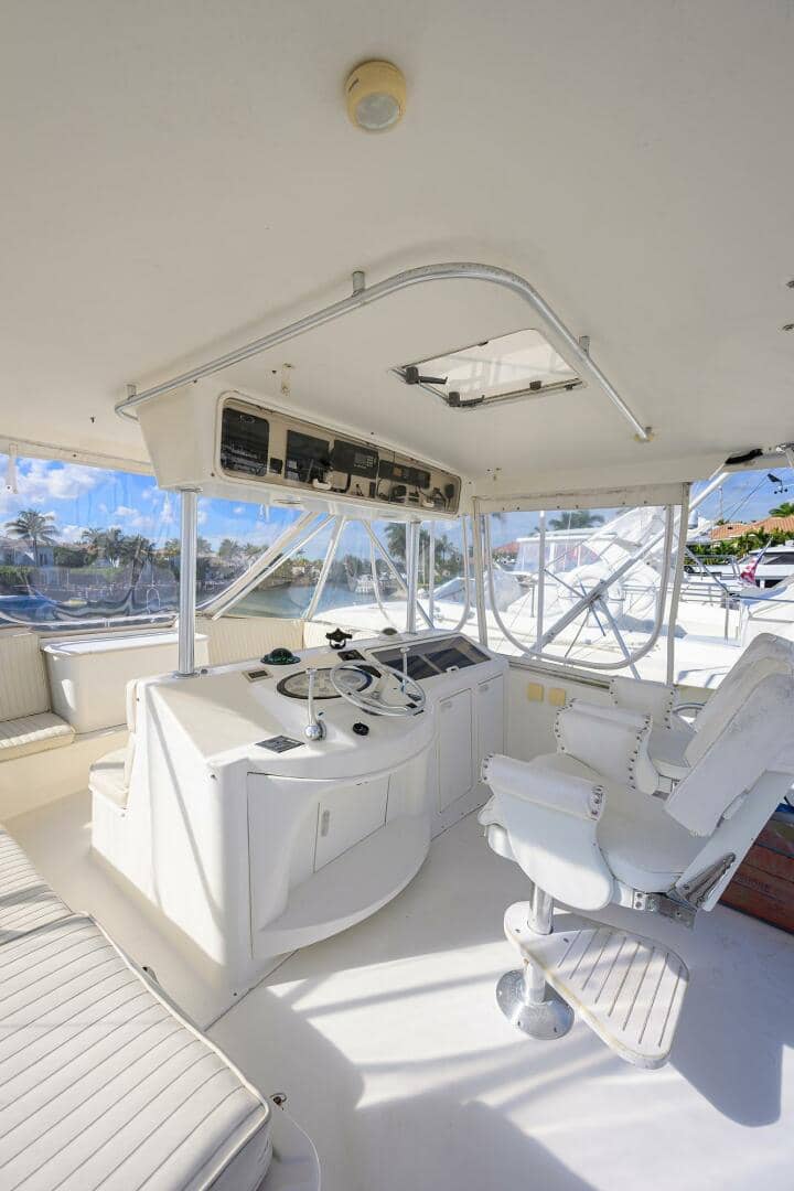 2001 Ocean Yachts 56 Super Sport "MEMBERS ONLY" photo 22