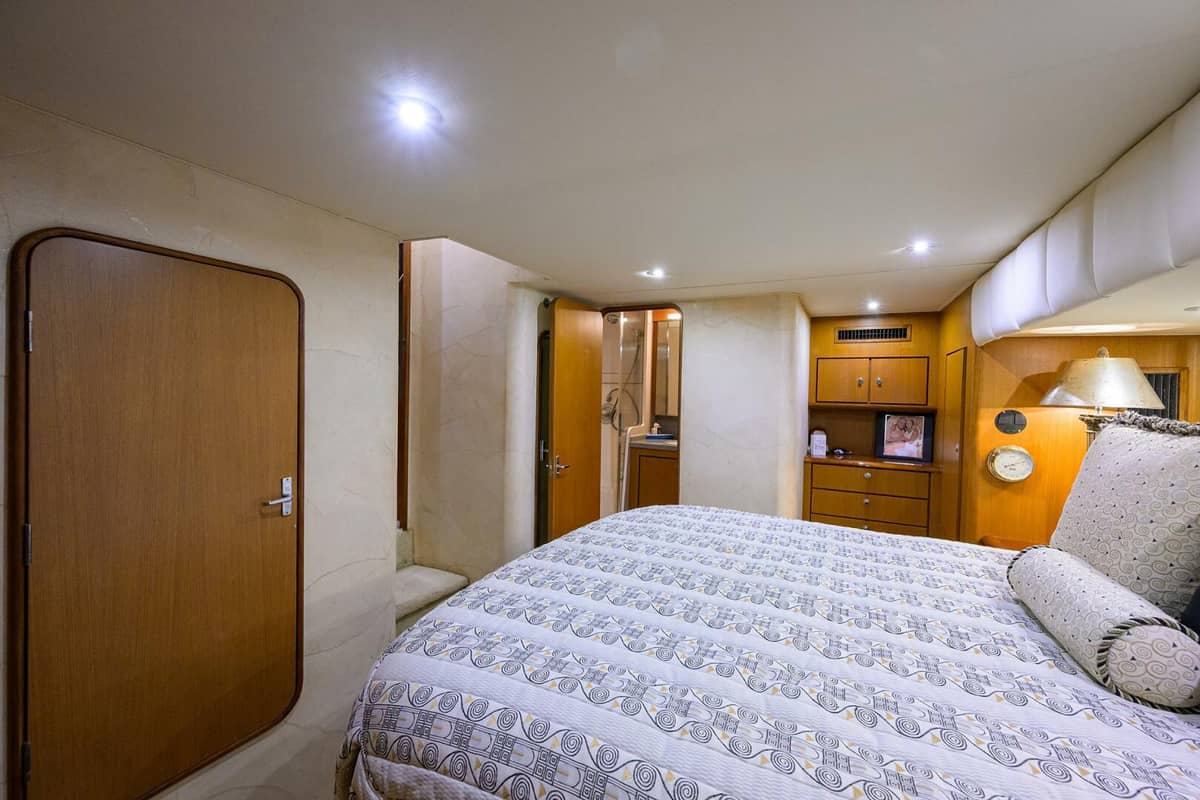 2001 Ocean Yachts 56 Super Sport "MEMBERS ONLY" photo 62