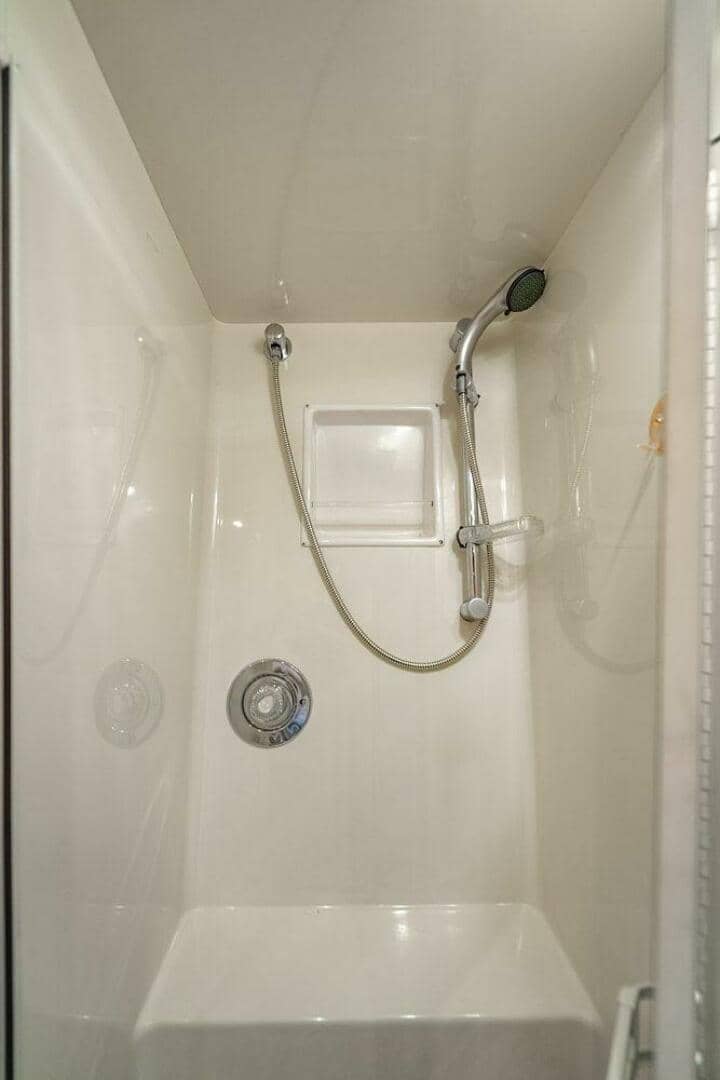 1999 Viking 55 Convertible photo 112