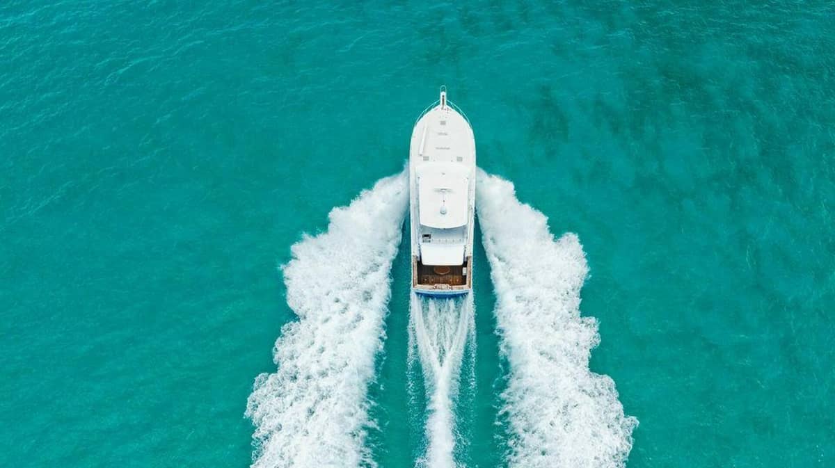 1999 Viking 55 Convertible photo 48