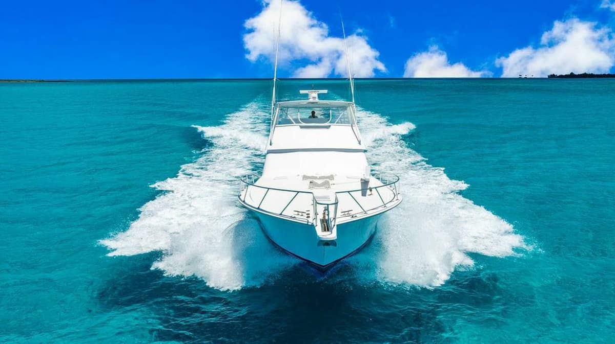 1999 Viking 55 Convertible photo 31
