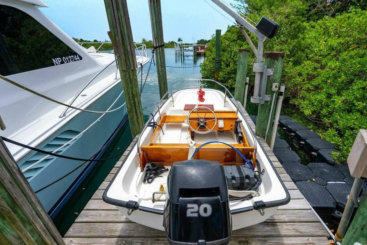 1999 Viking 55 Convertible photo 2