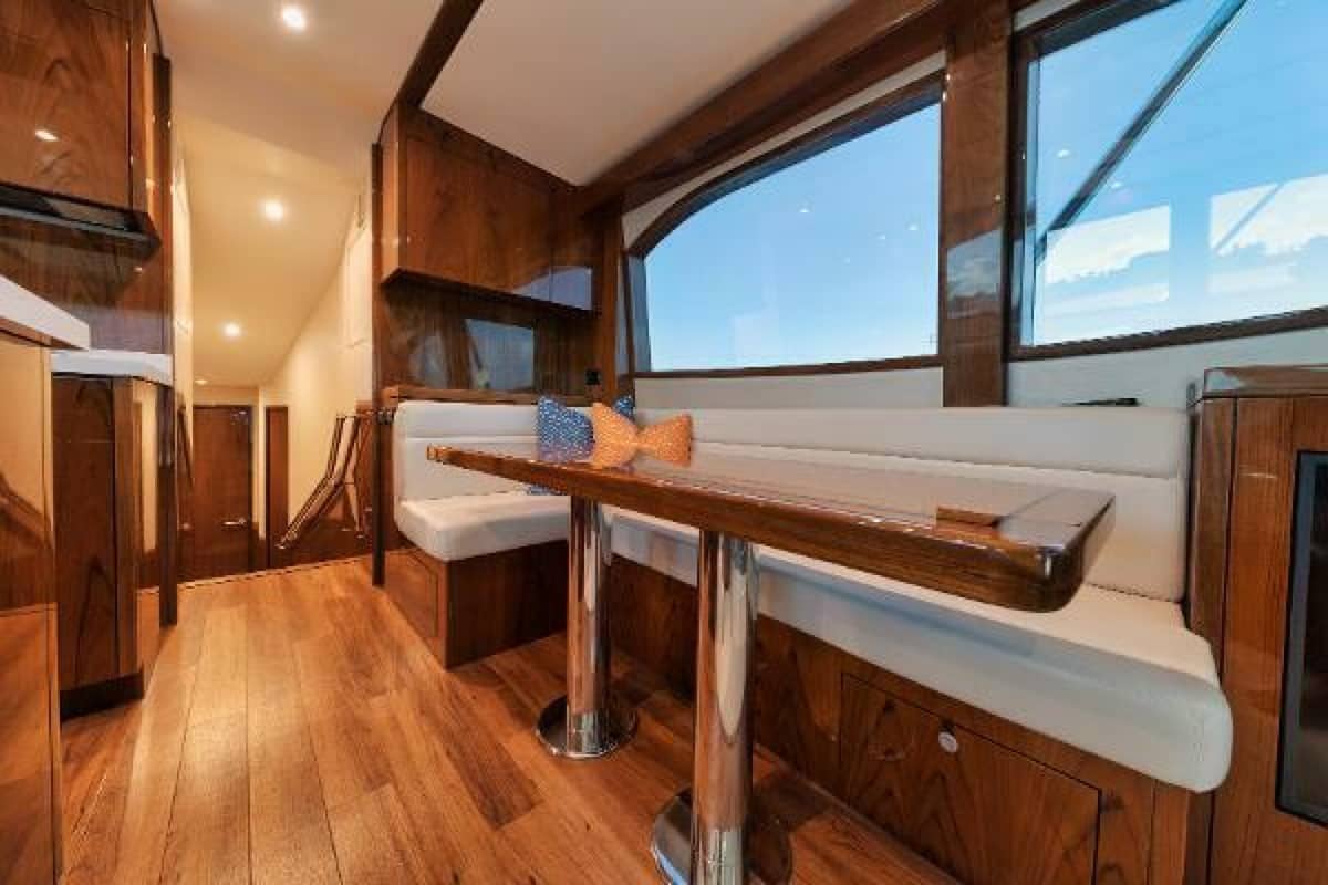 2018 Hatteras GT54 "5 J’s" photo 9