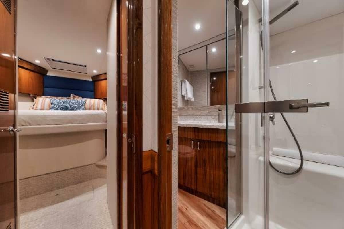 2018 Hatteras GT54 "5 J’s" photo 23