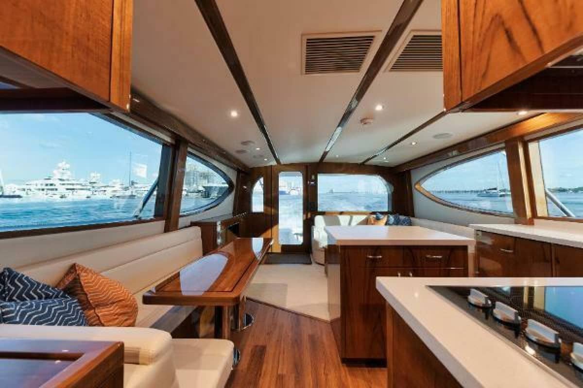 2018 Hatteras GT54 "5 J’s" photo 6