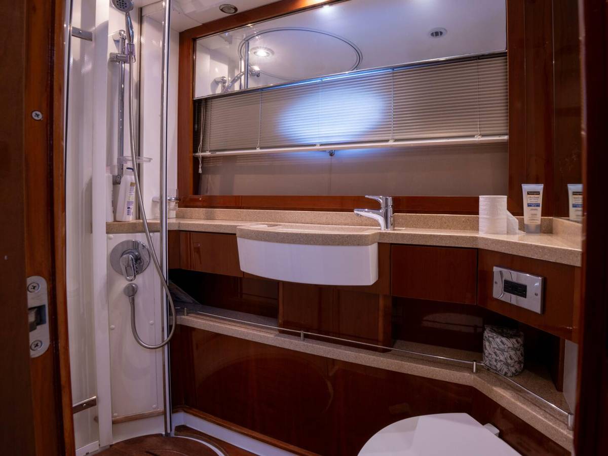 2008 Princess V53 "Road Runner" photo 44