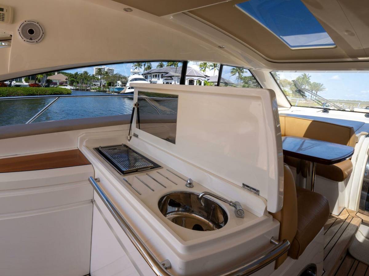 2008 Princess V53 "Road Runner" photo 13
