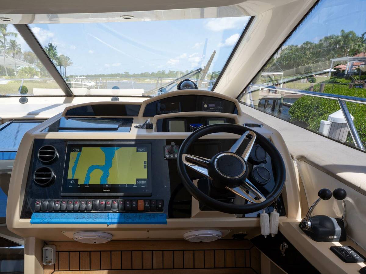 2008 Princess V53 "Road Runner" photo 8
